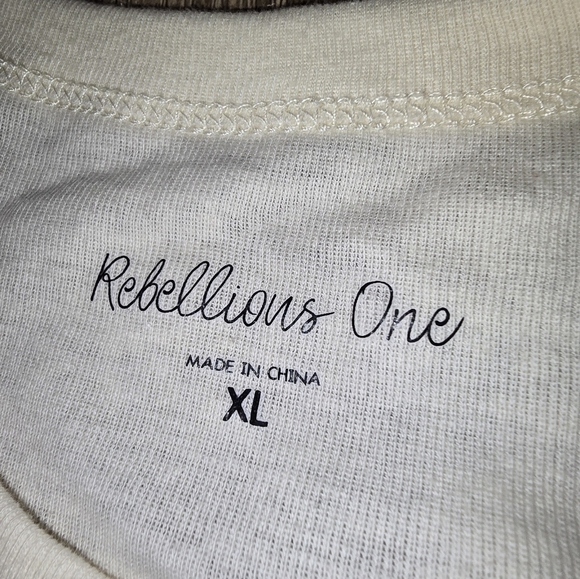 LOT of 2 Tops Rebellious One from Macy's Graphic Tees Junior's XL or Women's L - Picture 8 of 13